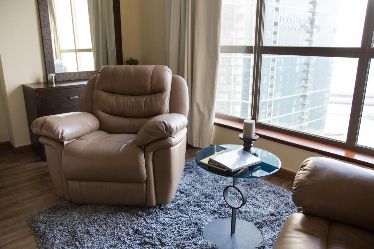 Higuests - Unique Duplex Penthouse In Jbr With Sea Views Appartement Dubai Buitenkant foto